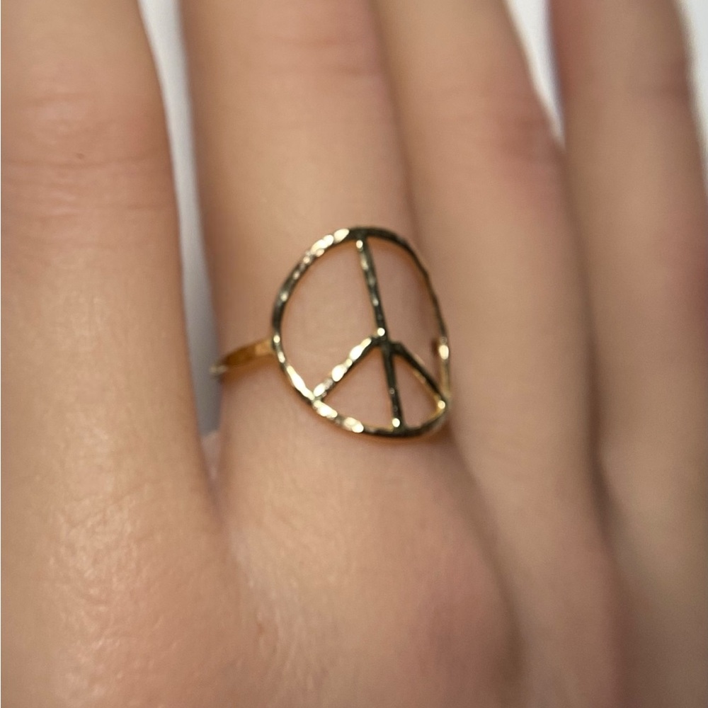 14k Gold Peace symbol ring, handmade peace ring, classy ring for women NWT - Picture 2 of 9